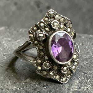 Vintage Sterling Silver Marcasite Ring With Stone Size 5 5.5 Grams Ornate Design